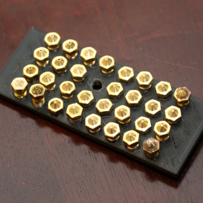 Card Đựng Đầu Phun Cho Skadis và Bảng Gỗ