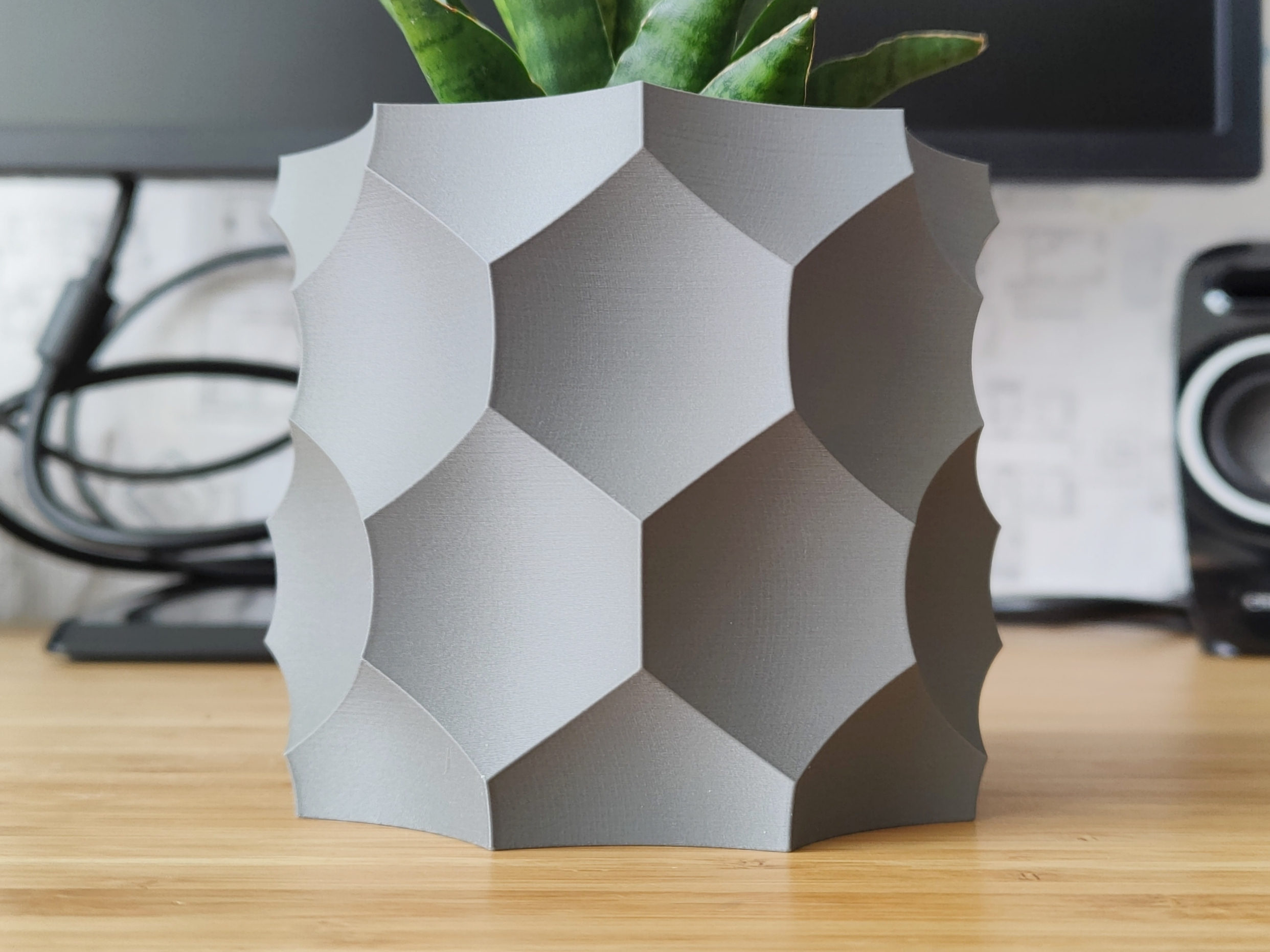 ⚠️ CHƯA DỊCH: Anti-sphere 2 Plant pot and Planter - Vase mode design