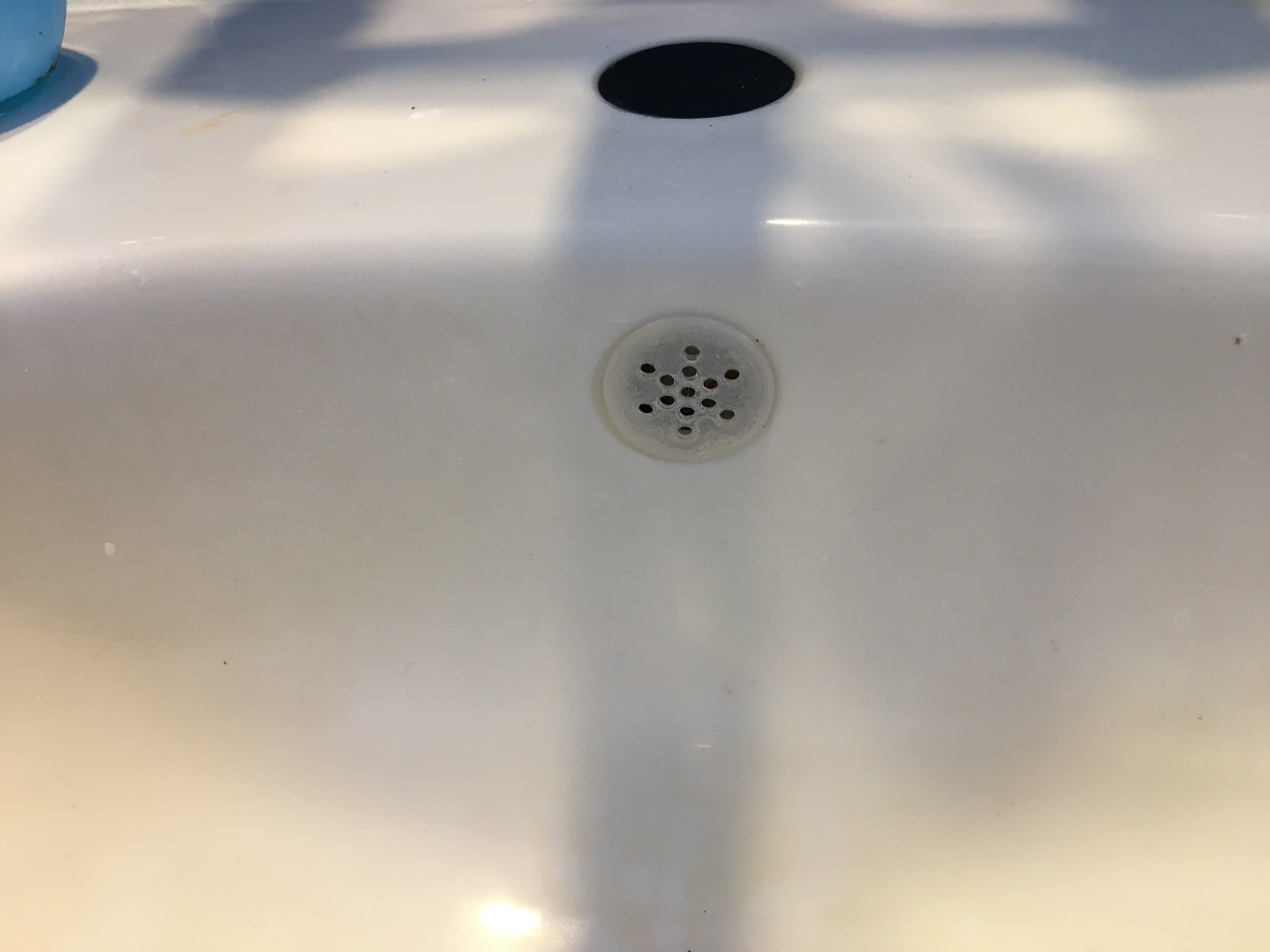 Chặn bồn rửa chén phòng tắm