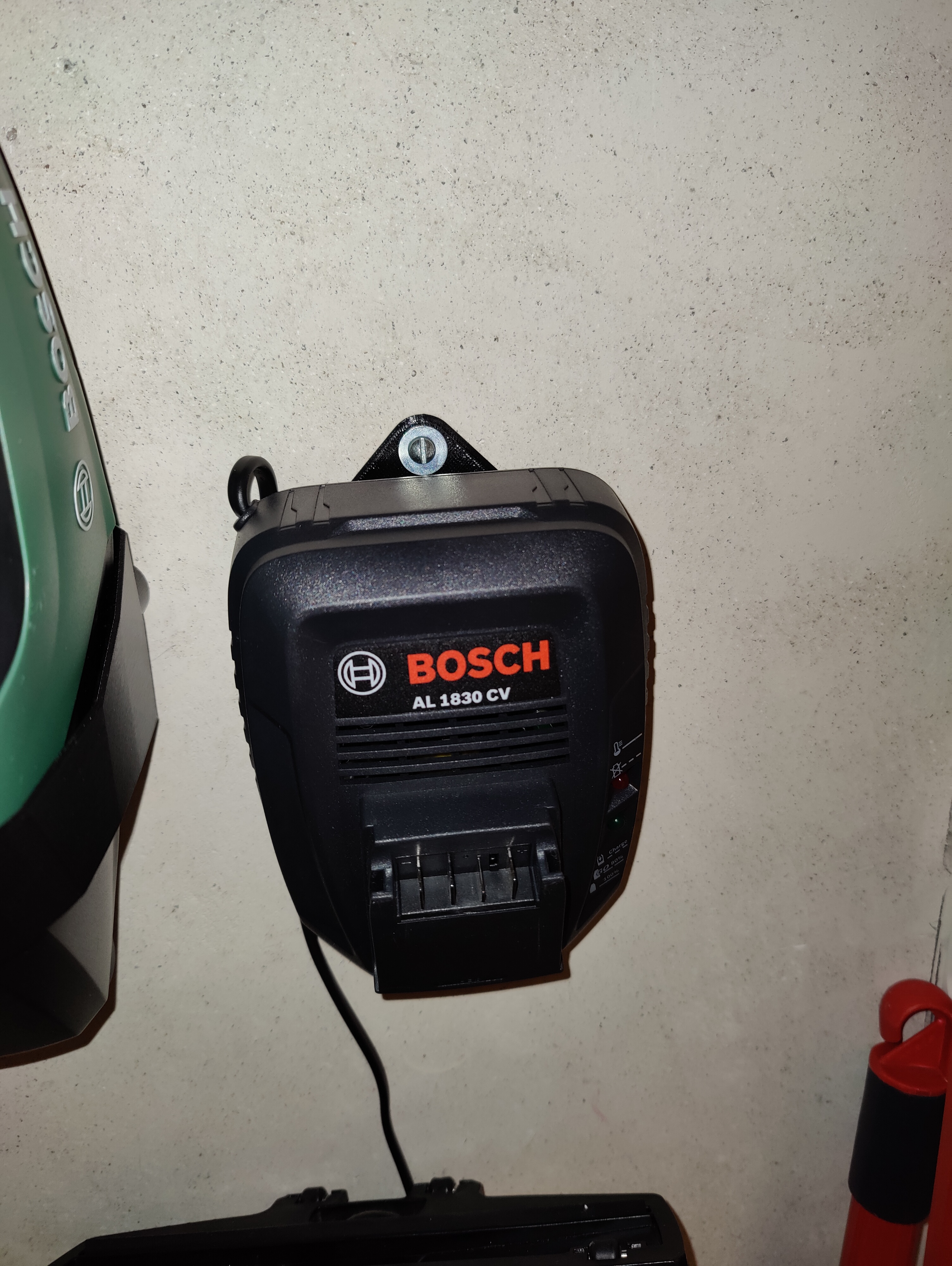 Giá Treo Tường Cho Sạc Pin Bosch 18V AL 1830 CV