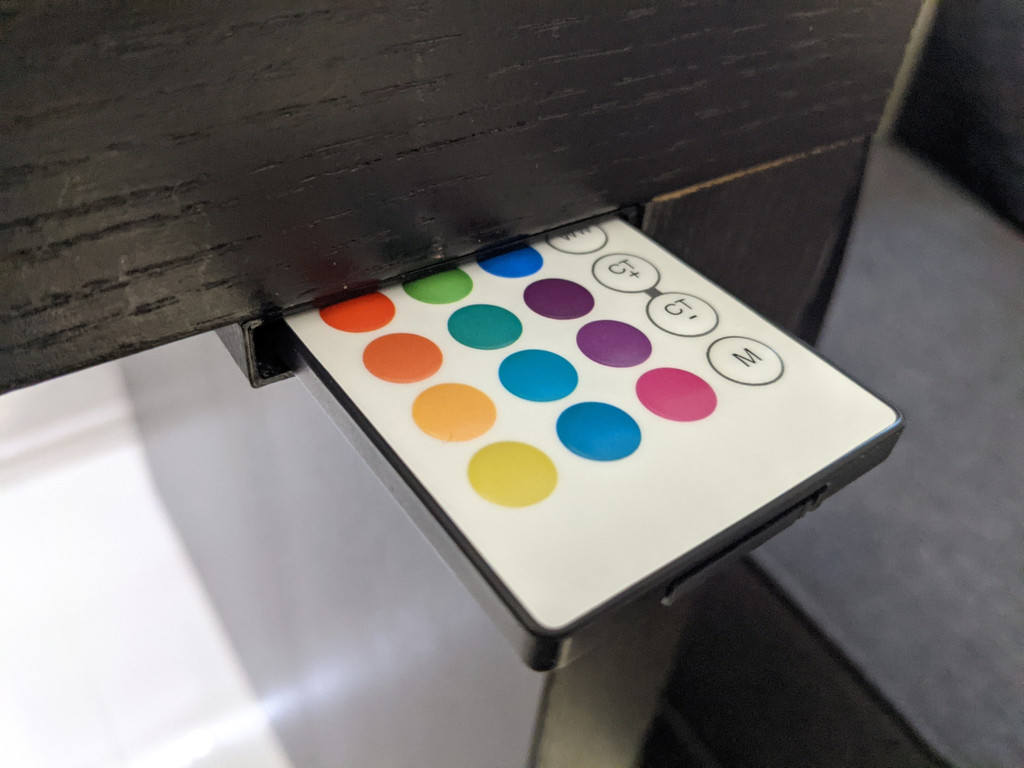 Hộp Đựng Remote Đèn LED RGBWW Để Bàn