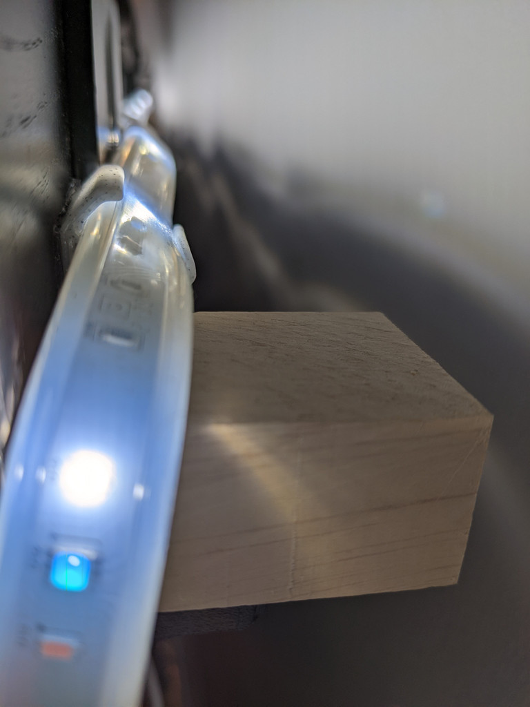 Đế Giữ Philips HUE Lightstrip - Dạng Thẳng và Dạng Góc