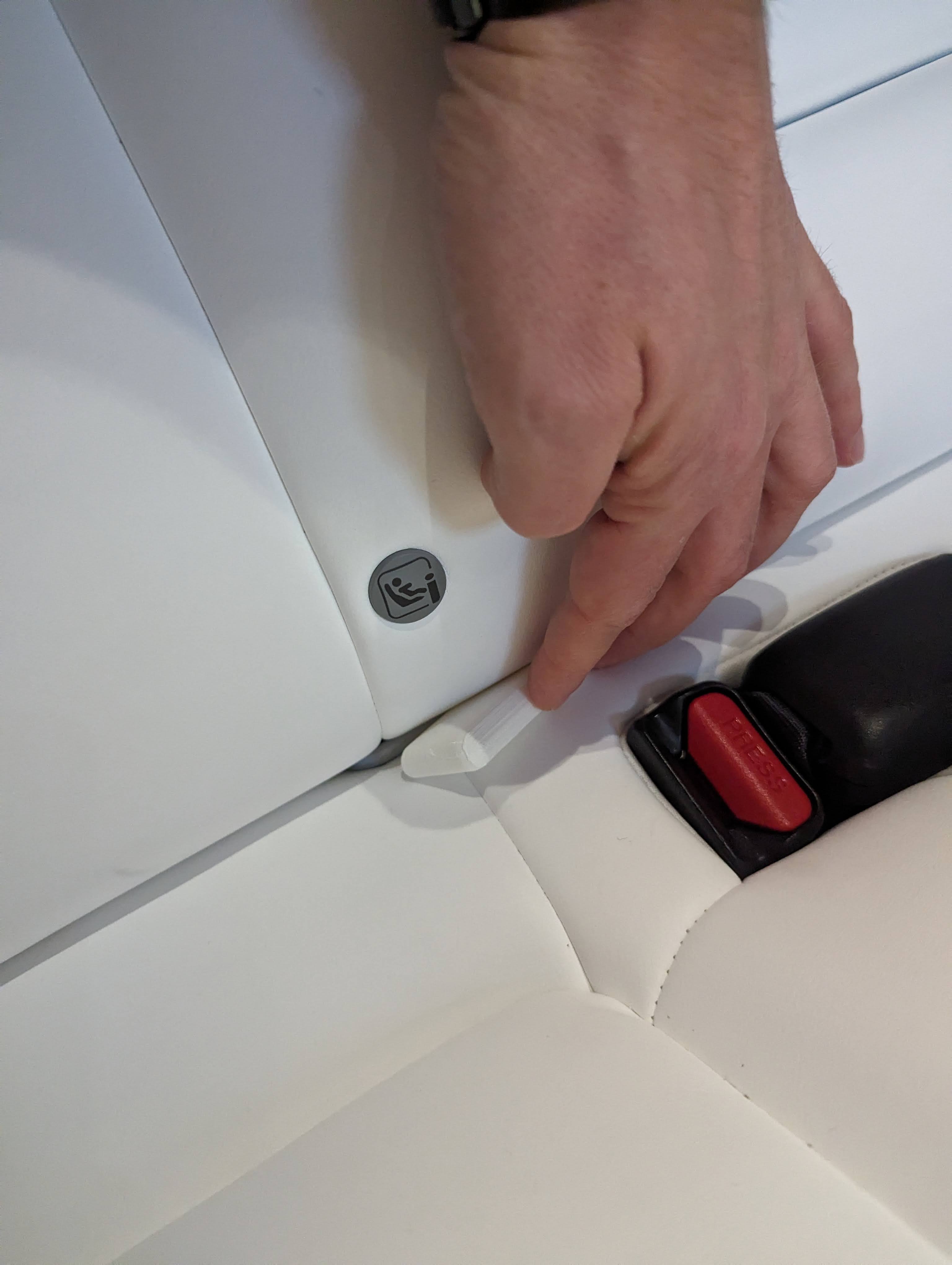 Nắp Che Chốt Isofix Tesla Model 3/Y, Giải Pháp Tiếng Kêu Từ Isofix