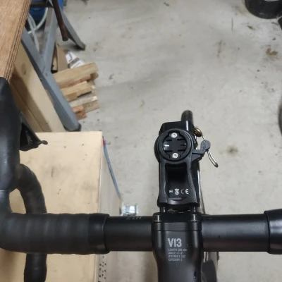 Giấu chuông của bạn - Garmin Lezyne