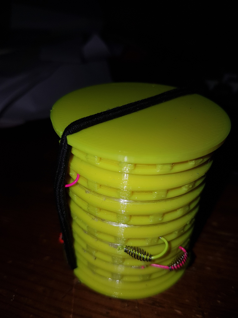 Hộp đựng dây câu và lưỡi câu kiểu Hook leader holder