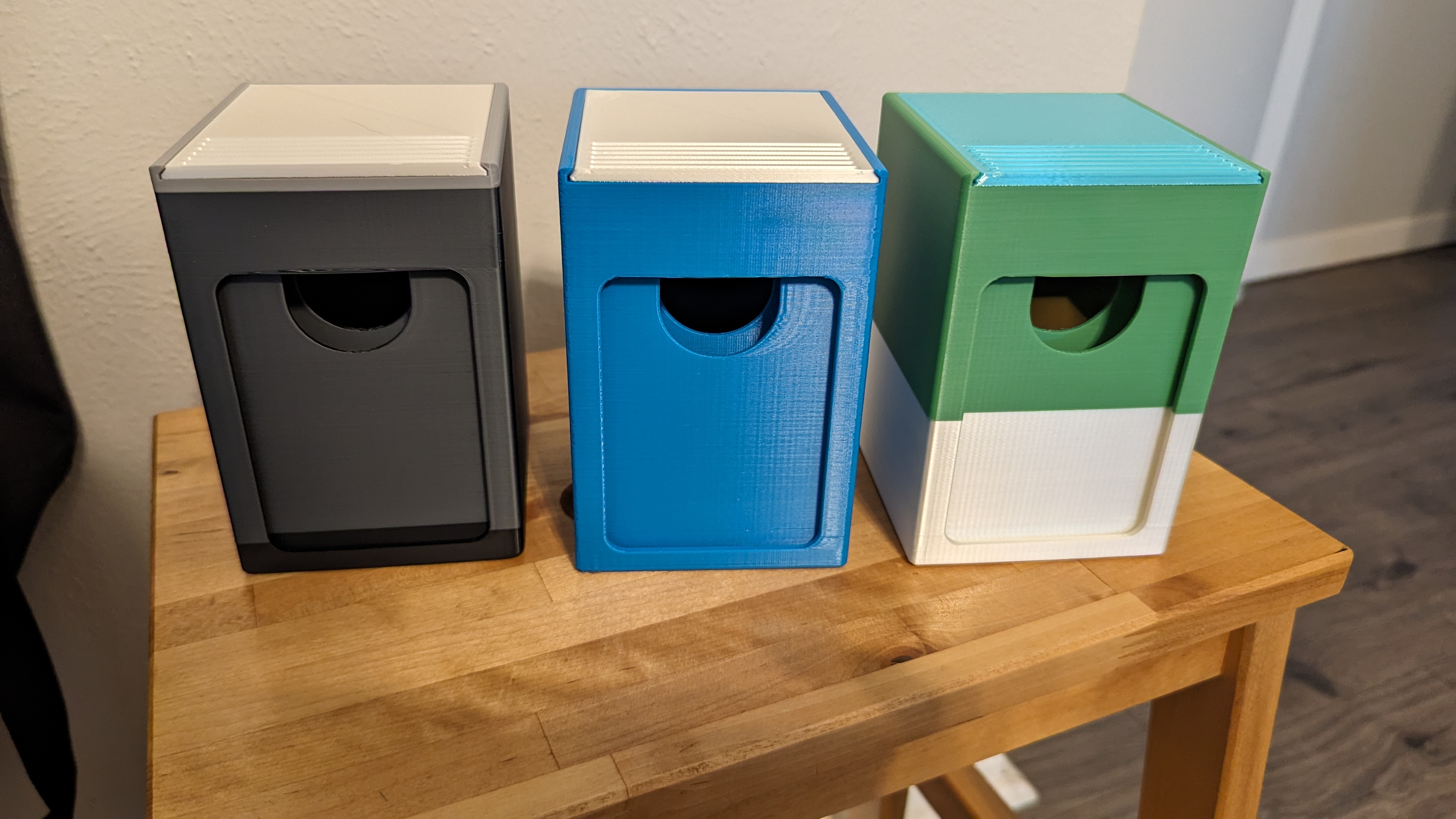 Hộp Bài MTG Commander Có Khay Token & Cửa Sổ Top Loader