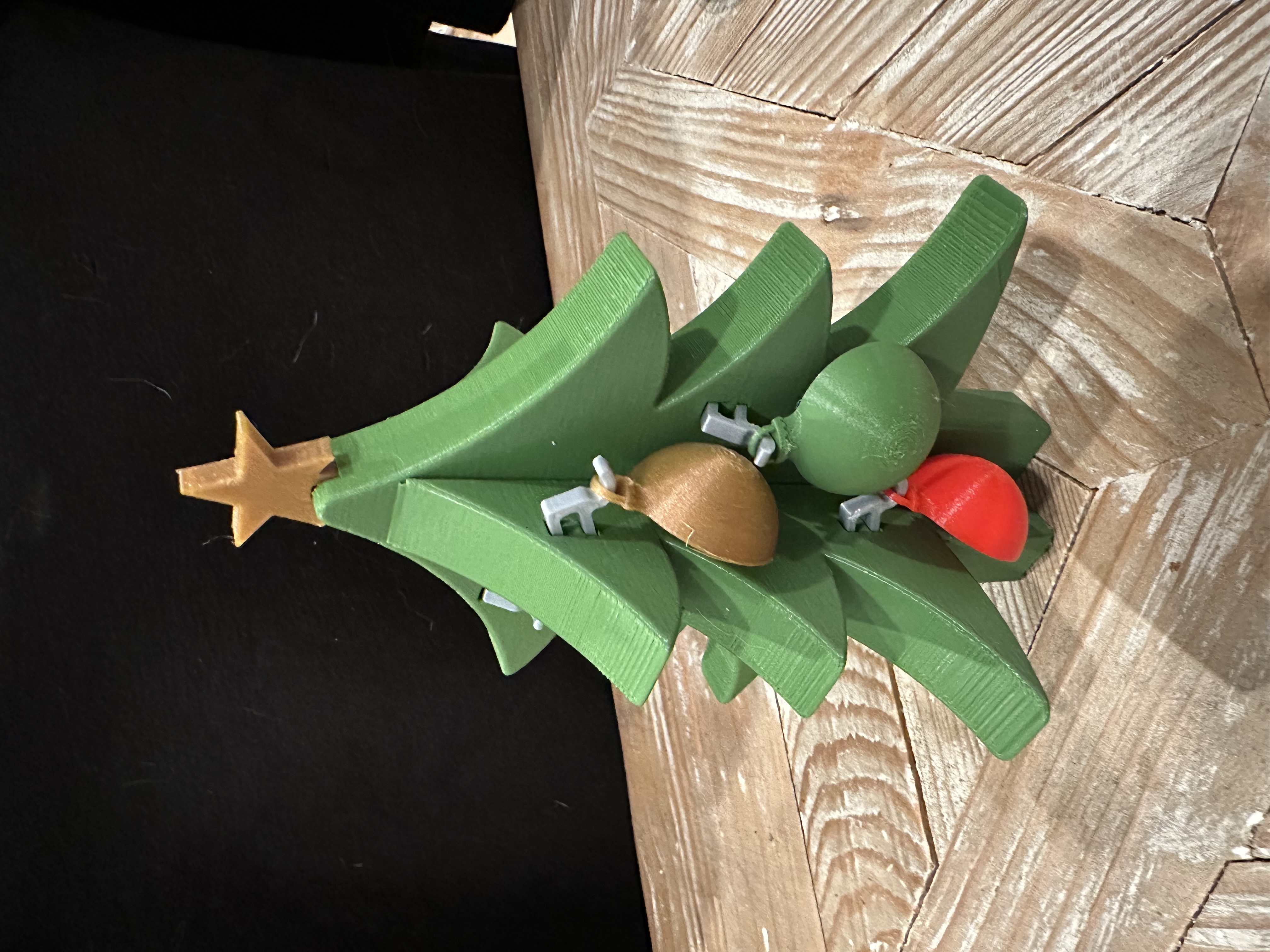 Giá Đựng Thẻ Đồ Uống Hình Cây Thông Noel