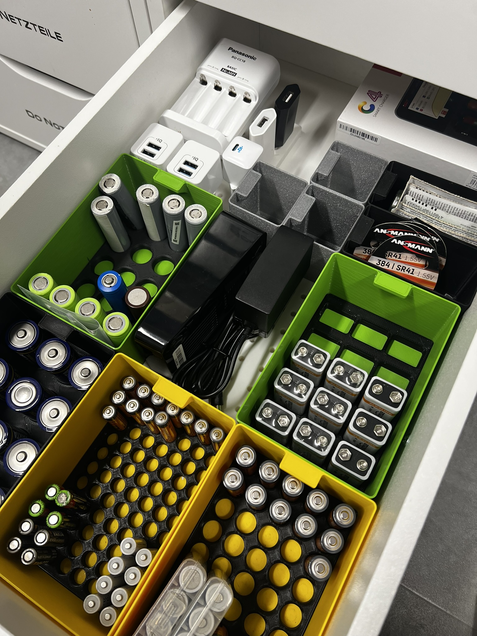 Khay Lót Cho Sạc Thông Minh ISDT C4