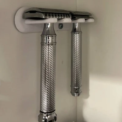 Móc đôi cho dao cạo DE