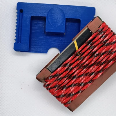 Ví đựng thẻ bằng dây dù có ngăn bí mật