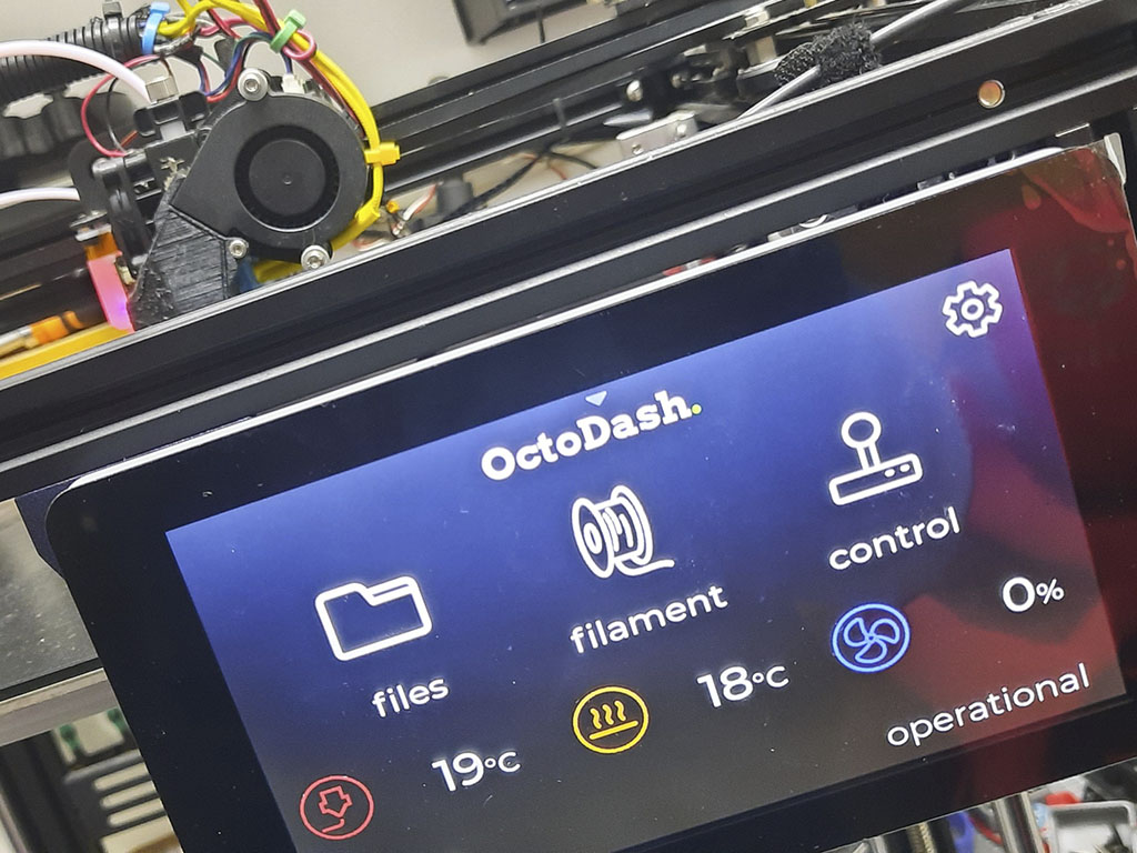 Giá đỡ Màn hình Raspberry Pi cho Ender 5 (Profile 2020)