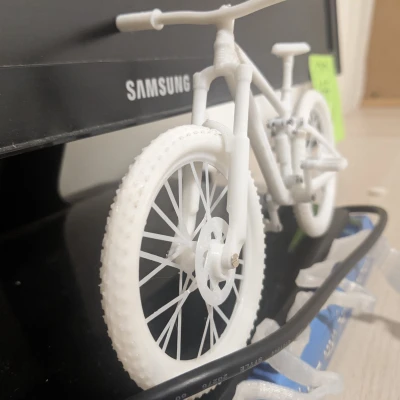 Vành MTB với nan hoa linh hoạt lấy cảm hứng từ Syncros Silverton SL