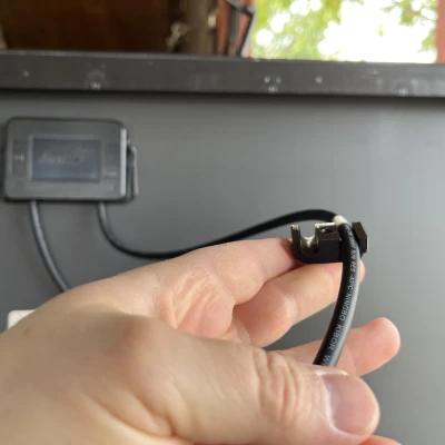 Clip dây mặt trời