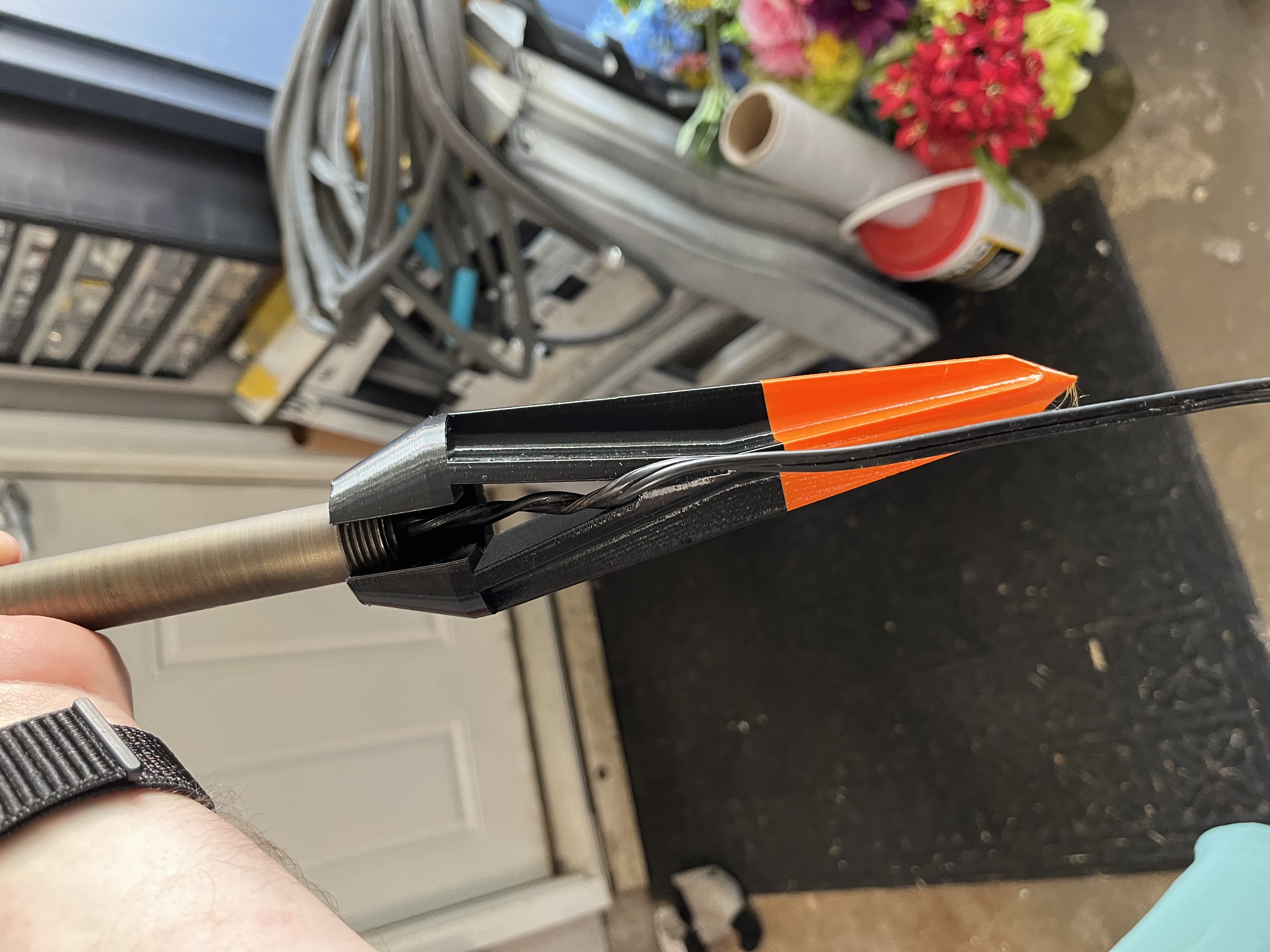 Cọc Giữ Đèn Sân Vườn