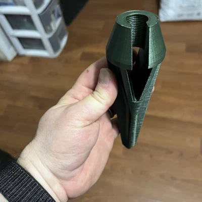 Cọc Giữ Đèn Sân Vườn