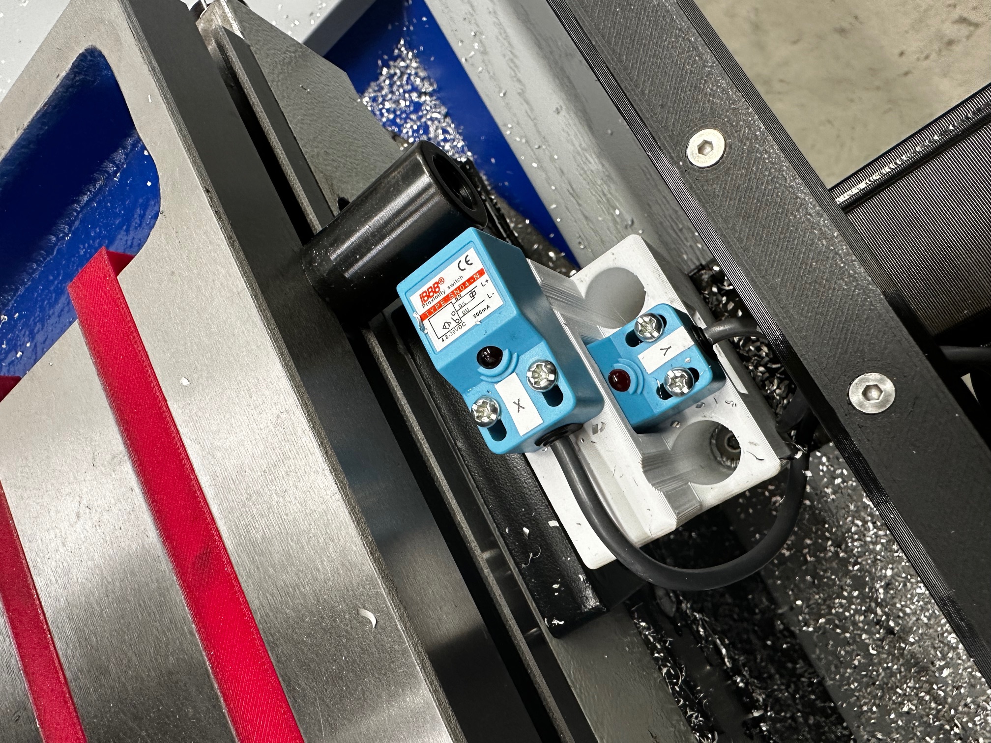 Giá đỡ Cảm biến Tiệm cận CNC PM728