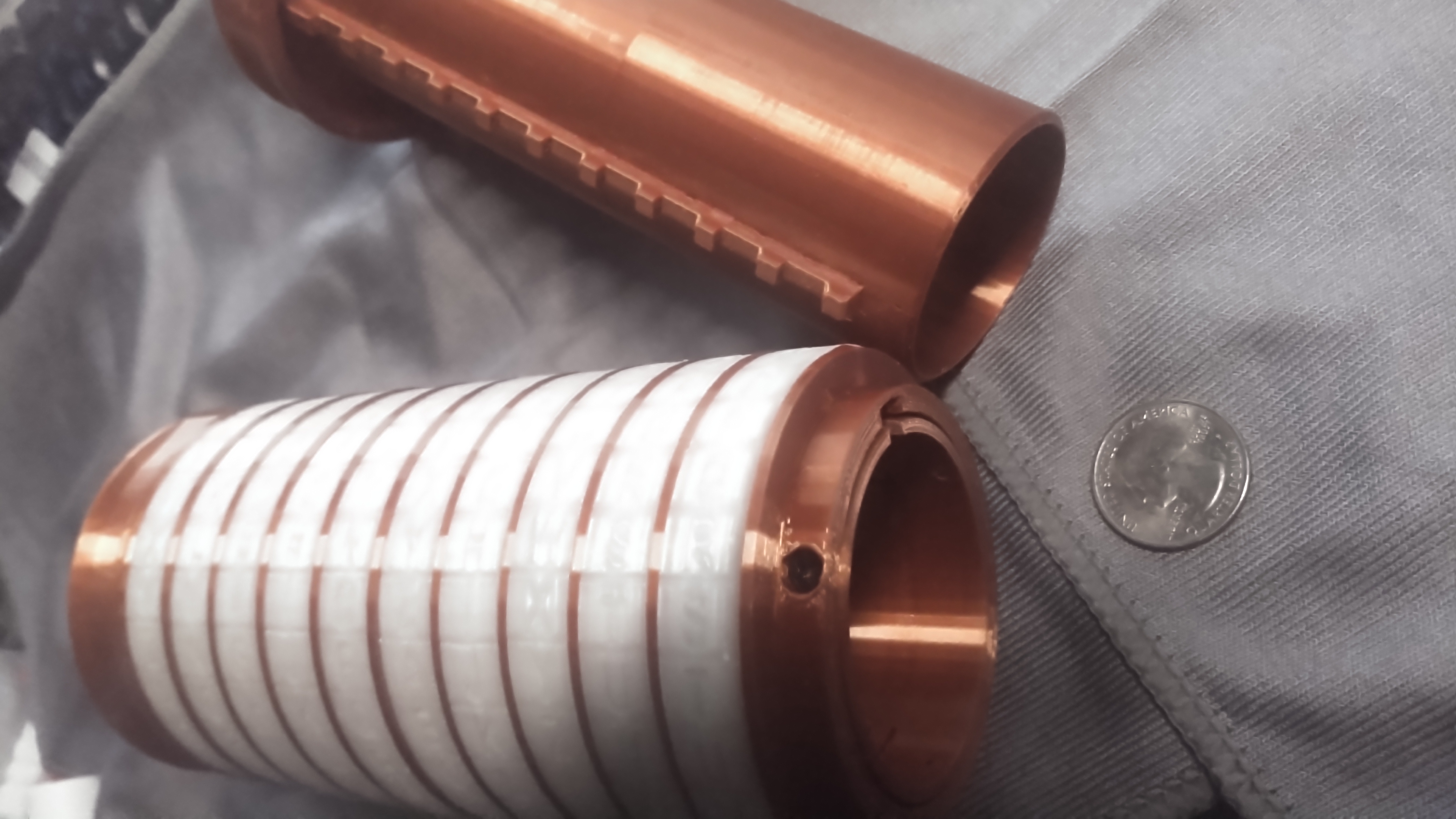 Cryptex remix 74mm dia cộng với nhiều vòng mã