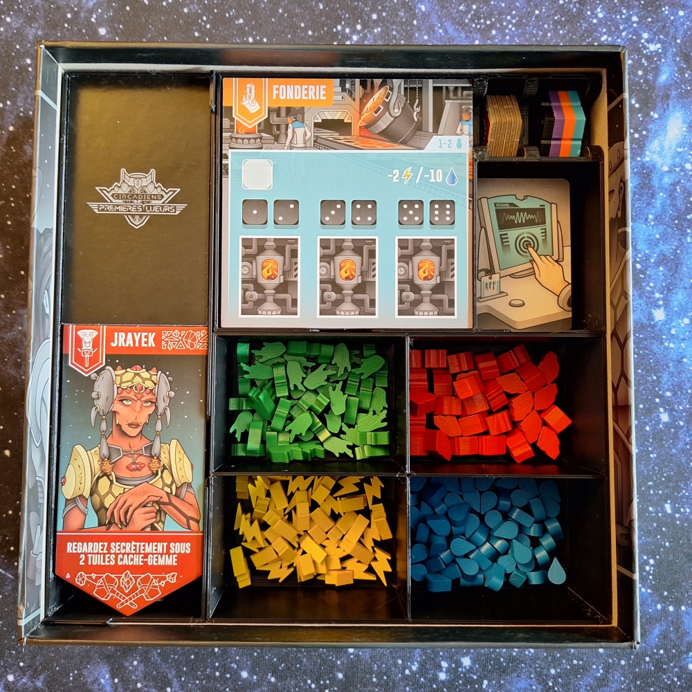 Hộp Insert / Sắp xếp Circadians: First Light