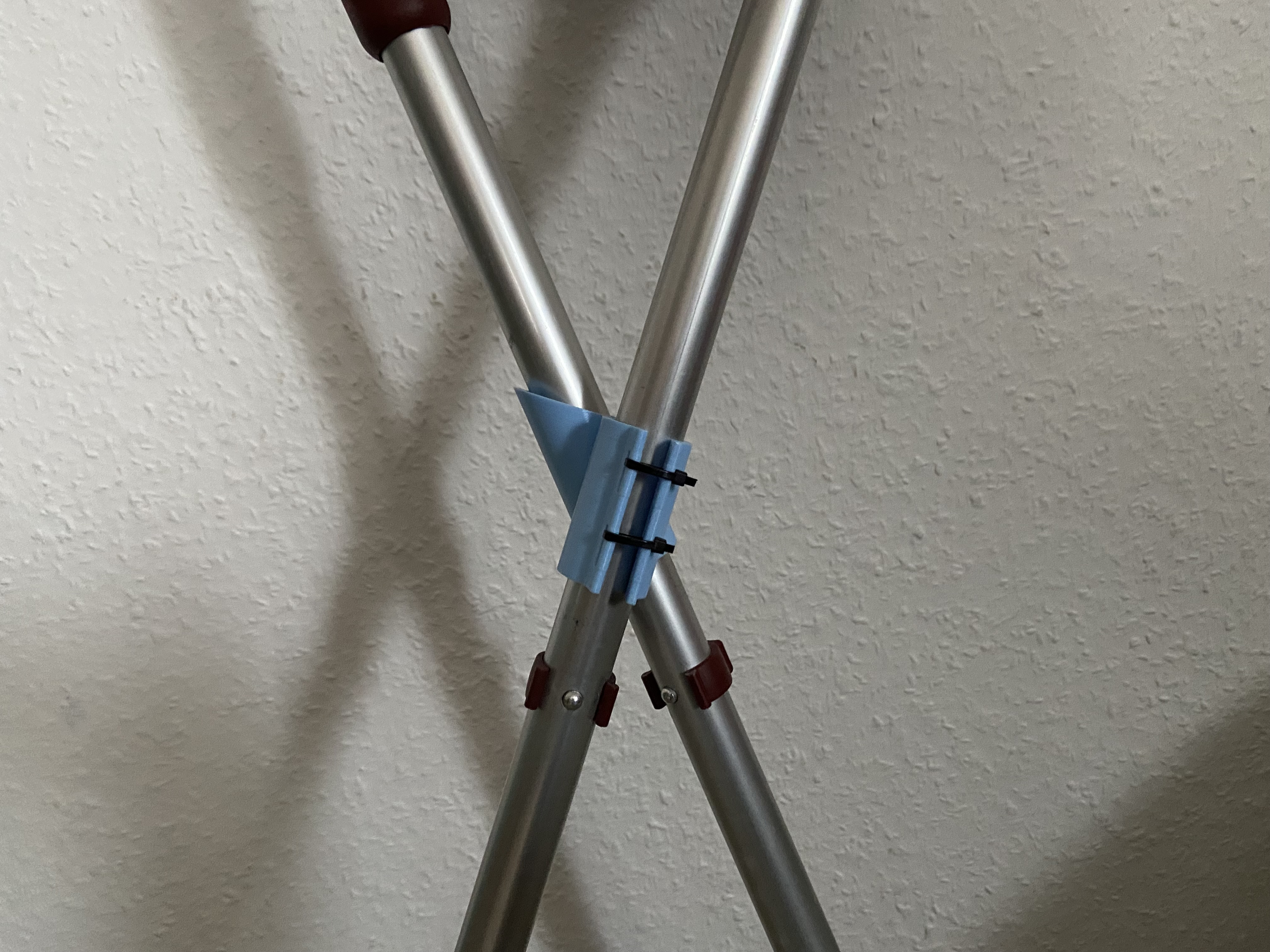 Giá đỡ nạng - Crutch holder