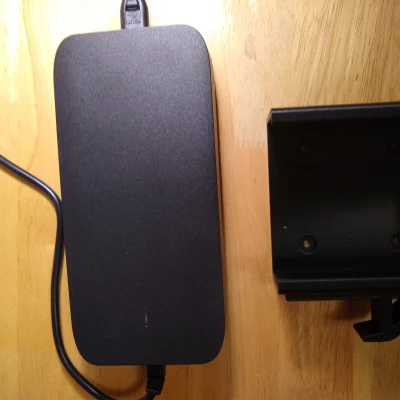 Khỉ tường bộ sạc Engwe