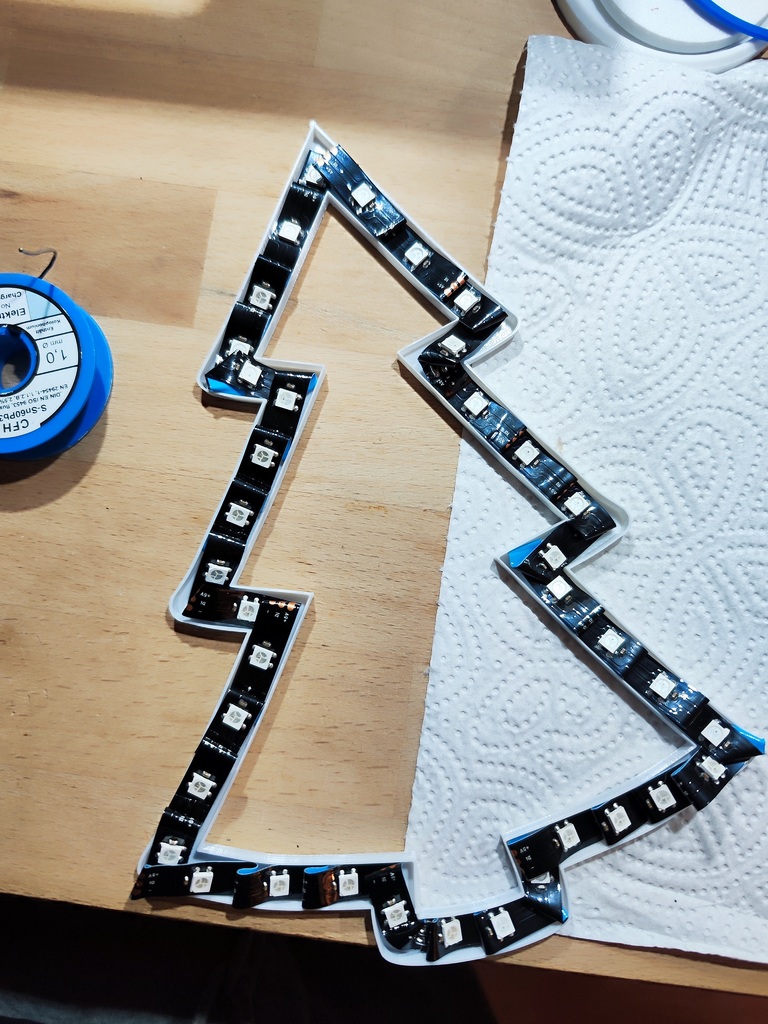 Đèn LED Cây Thông Noel Trang Trí Cửa Sổ - WLED Neopixel