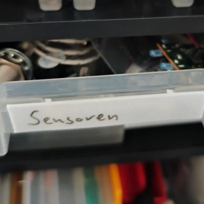 Nhãn Tên Alliat VarioPlus Basic 47