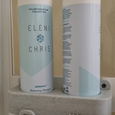 Chân Đế Chai Vòi Bơm Lớn