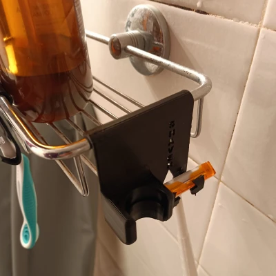 Máy cạo râu và người giữ vòi hoa sen