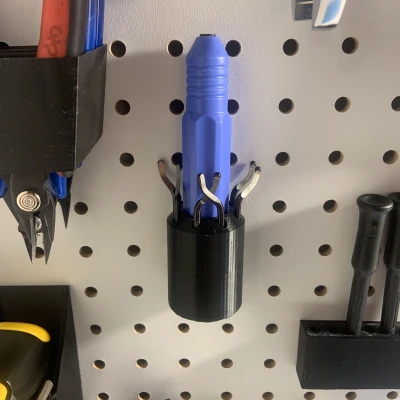 Tổ Chức Bảng Peg Cho Dụng Cụ Dũa