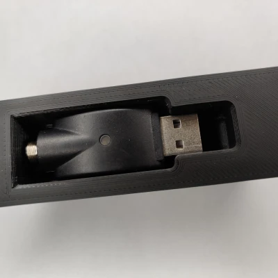 510 hộp mực vape/giá đỡ pin với giá đỡ bộ sạc USB (bản phối lớn hơn)