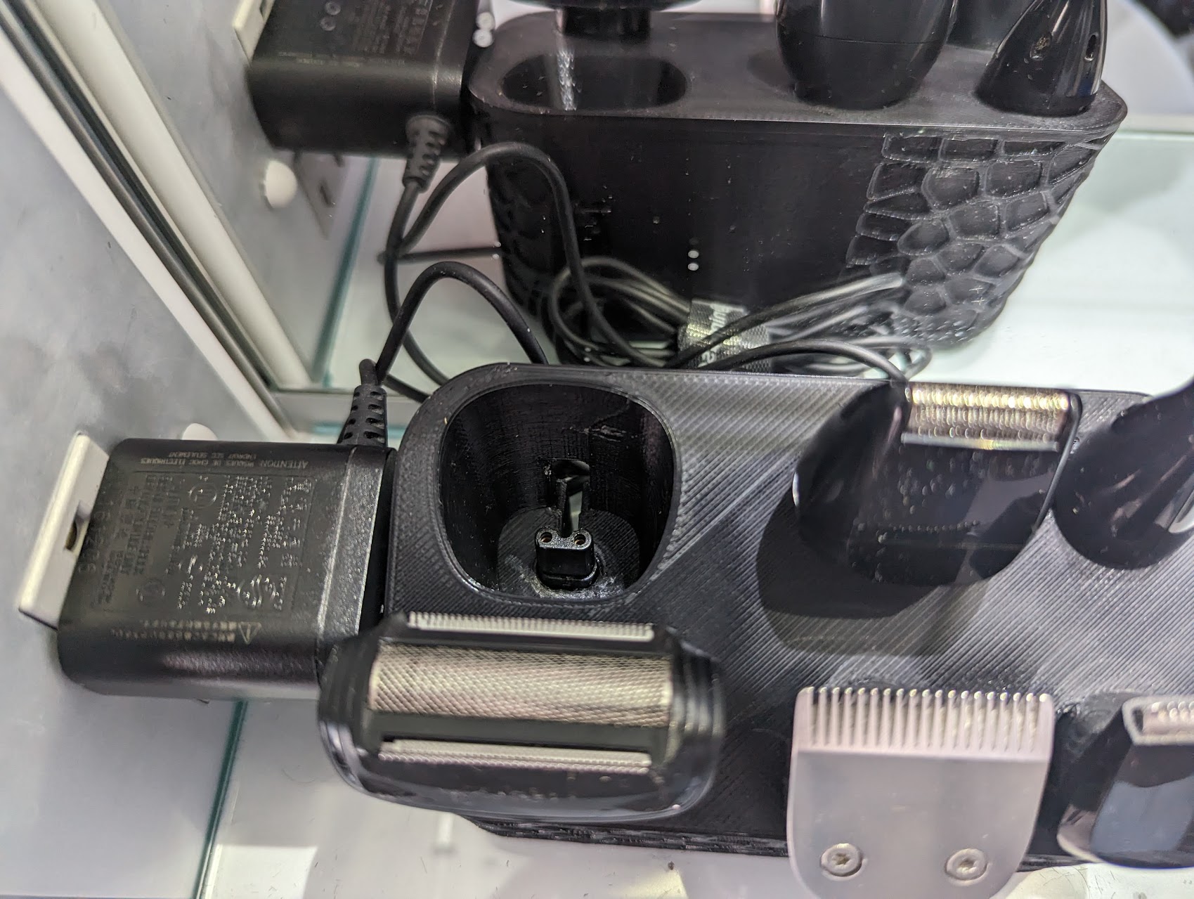 Kệ Máy Cạo Râu Philips Norelco