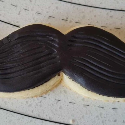 Khuôn Cắt Bánh Mì Que