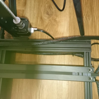 Anycubic Kobra 2 Max - Bảo vệ dây cáp