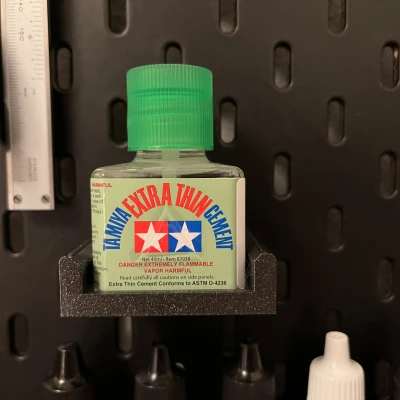 Skadis/Skådis - Người giữ xi măng nhựa Tamiya