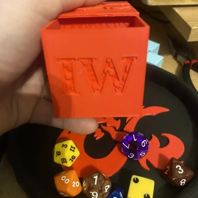 Tháp Xúc Xắc Tí Hon Phiên Bản Dungeons & Dragons