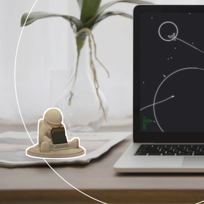 Kẹp Thẻ Nhớ SD Hình Phi Hành Gia