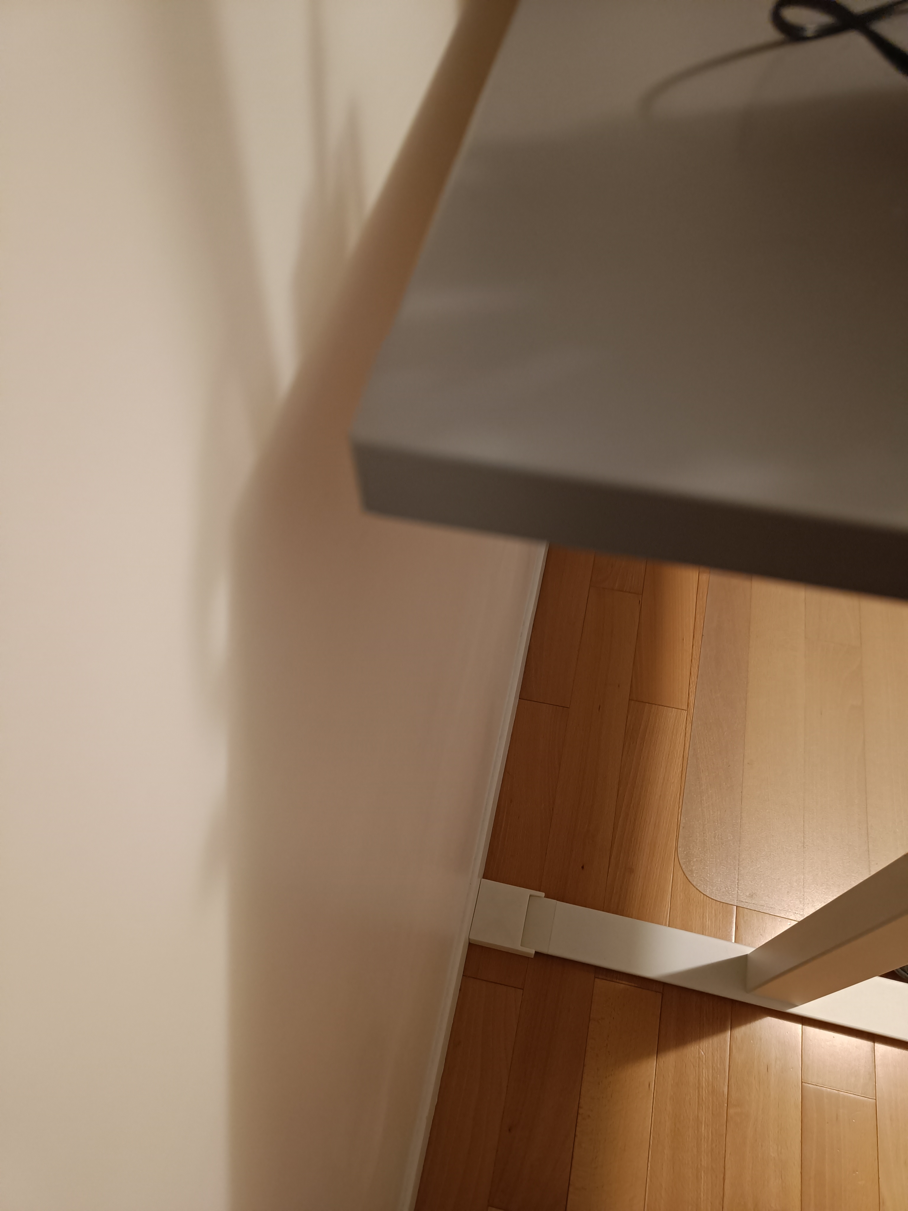 Miếng đệm tường cho bàn Ikea Rodulf