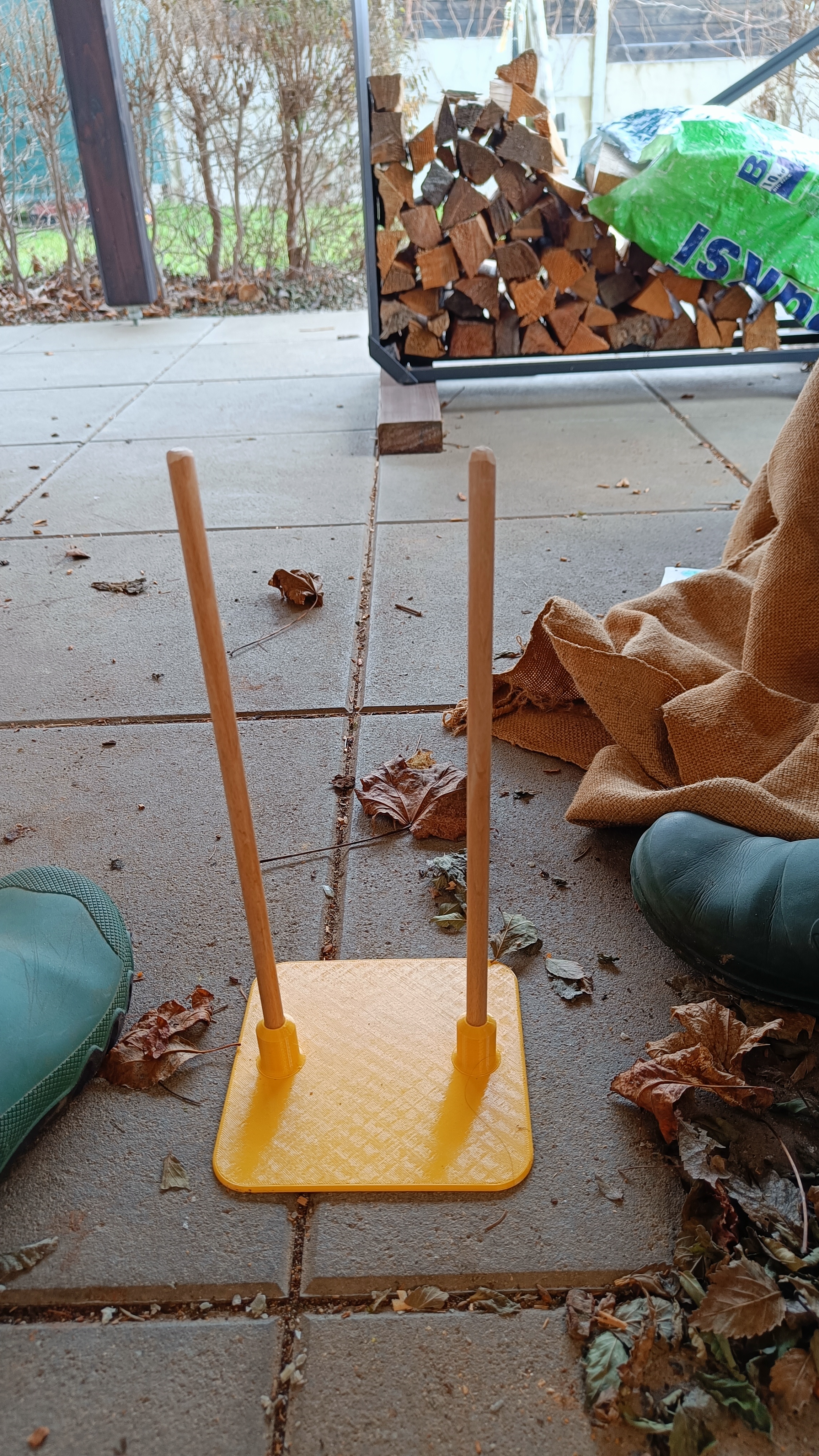 Giá Đỡ Giày Dép, Stojan na boty