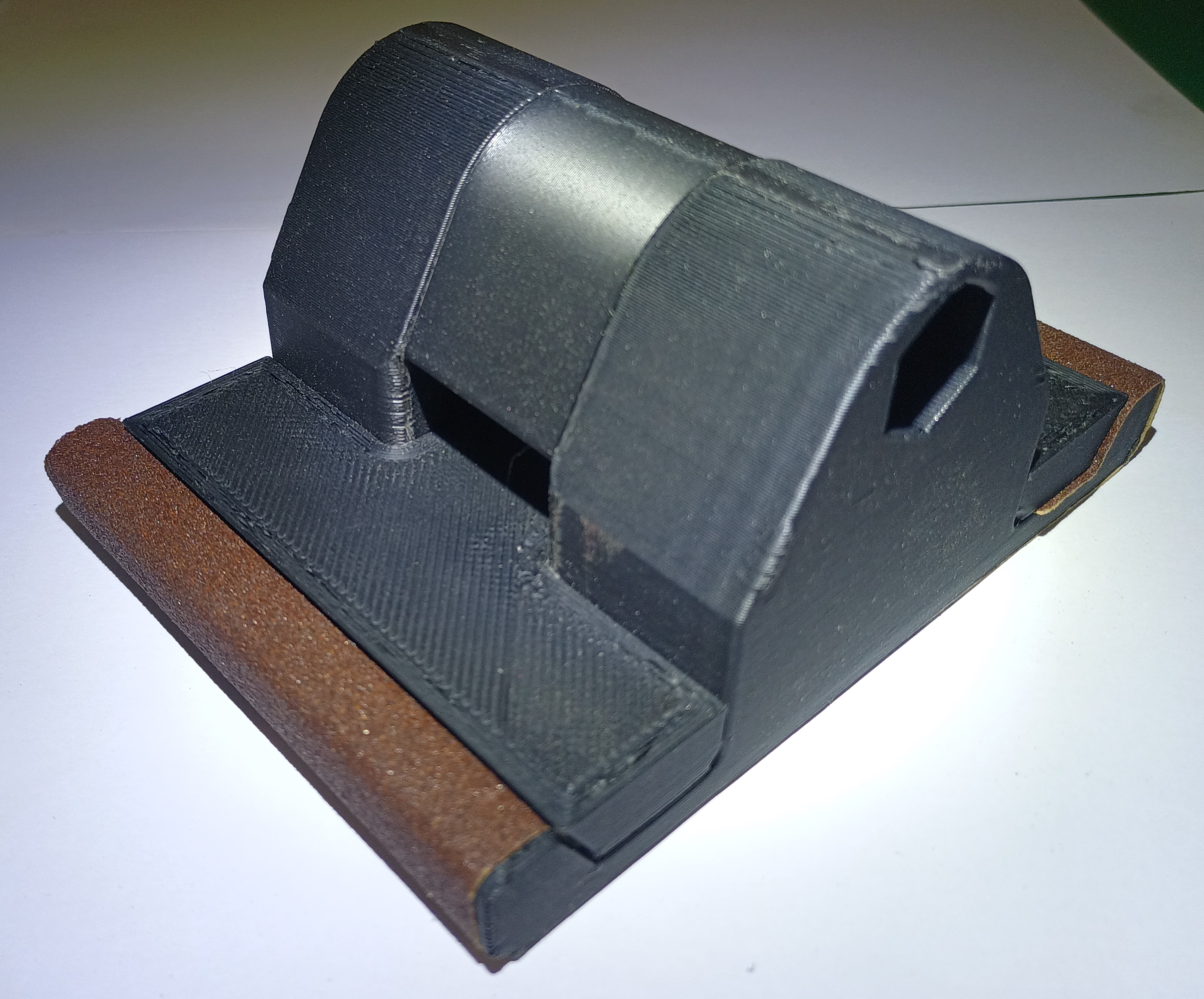 Kệ Giữ Giấy Nhám (Khóa/Mở Nhanh)