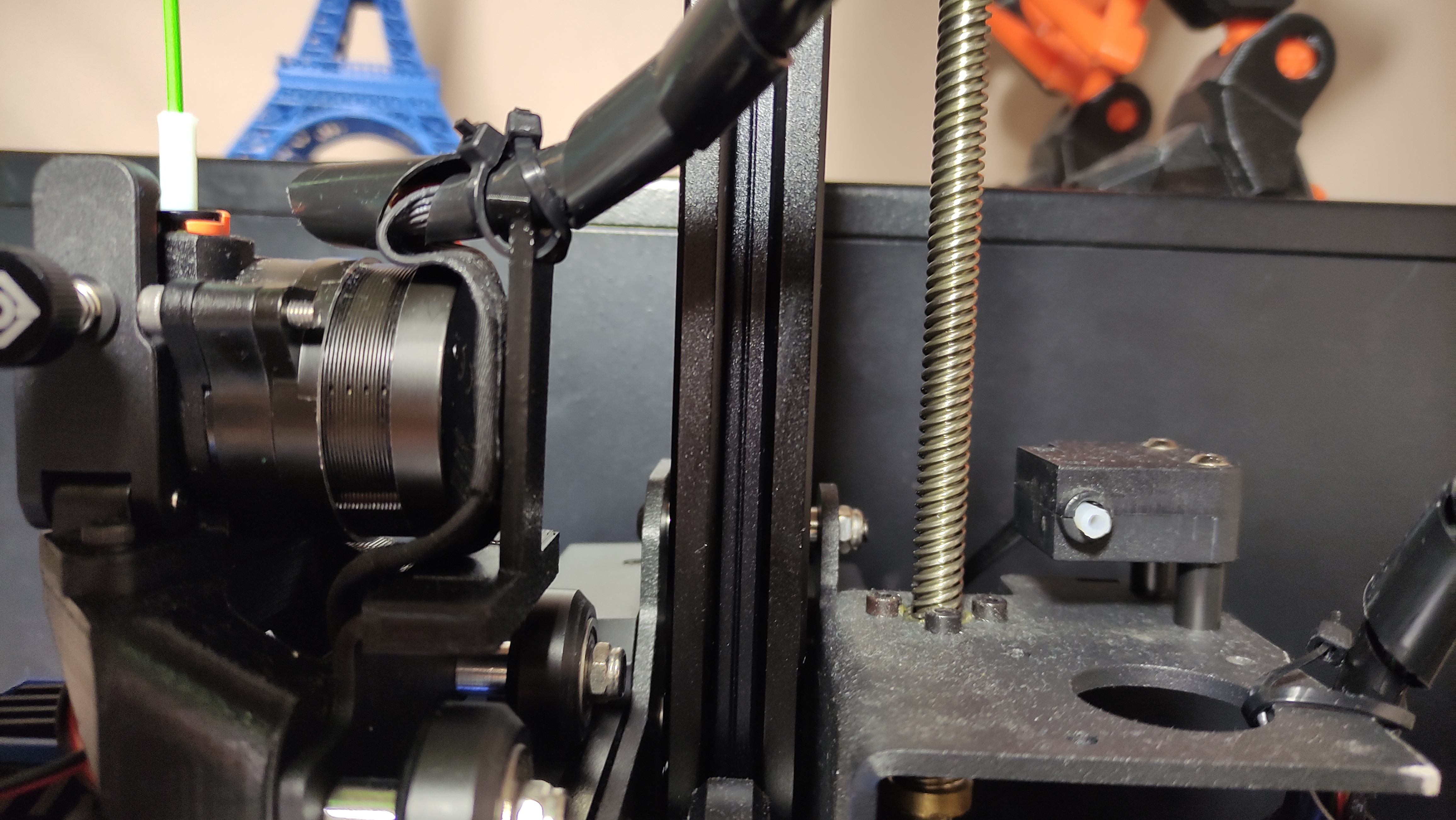 Chắn dây Extruder Biqu Hurakan