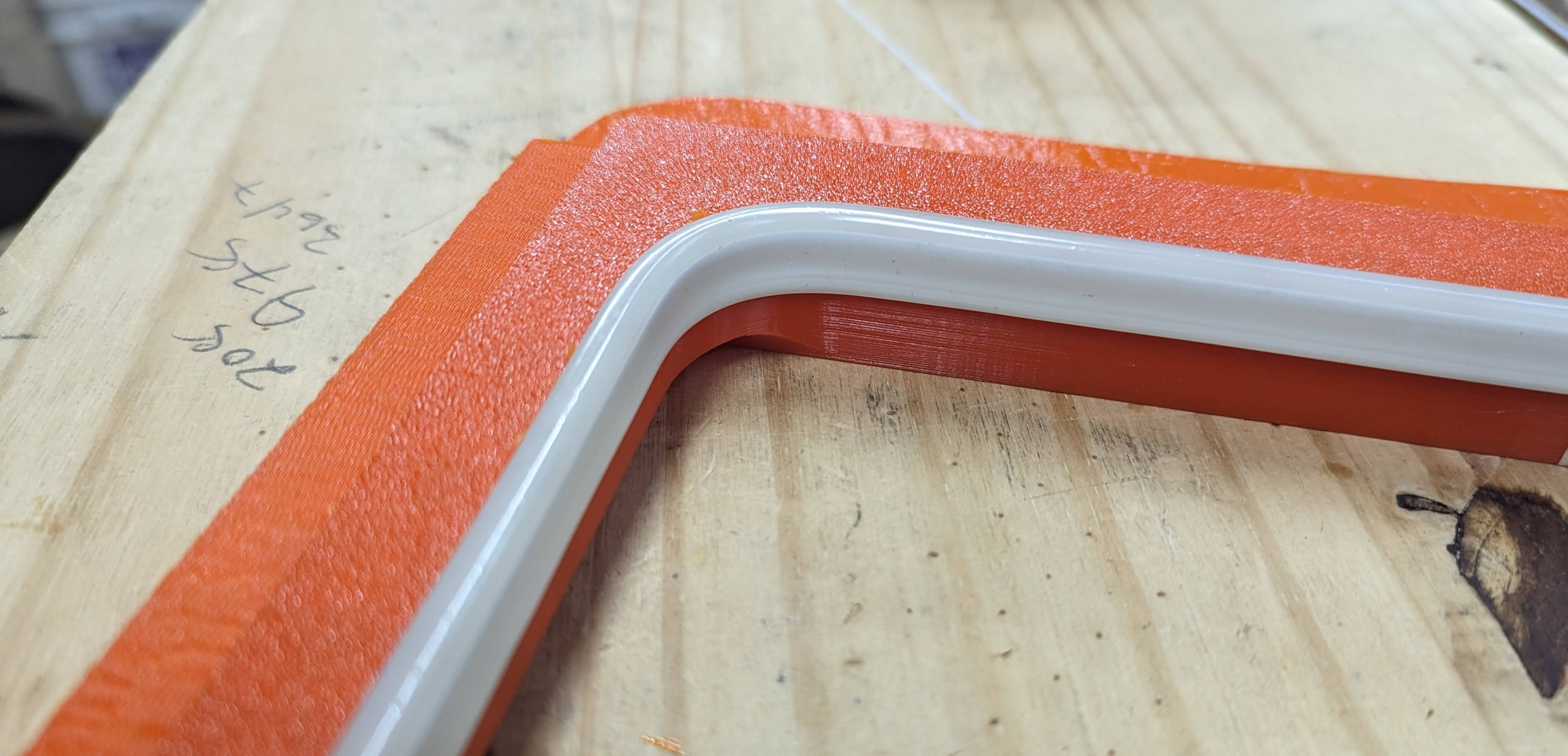 Giá đỡ đèn LED cực đơn giản cho Bambu P1P