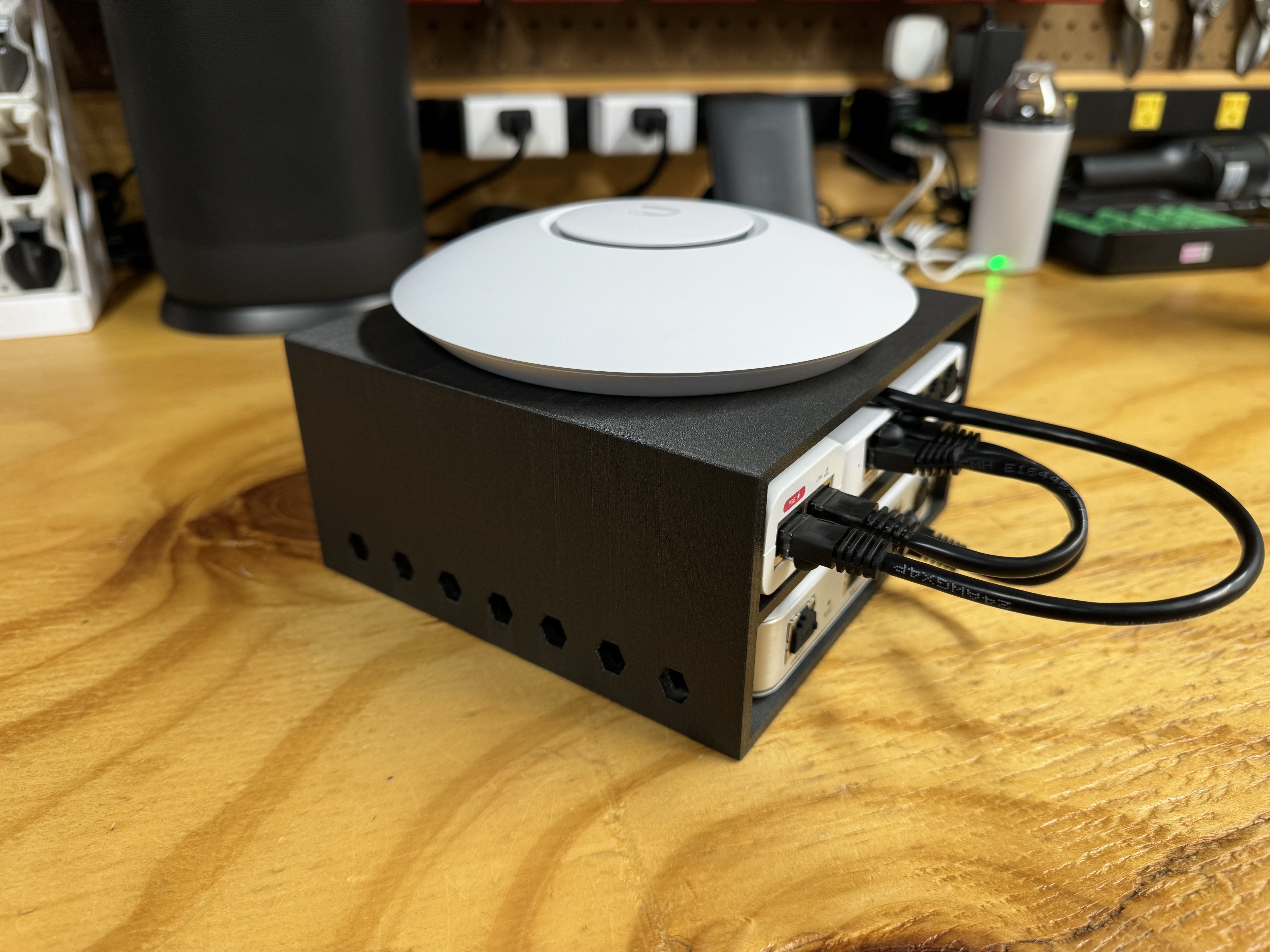 Kệ Unifi Dream Shelf - Phiên bản Cổ điển