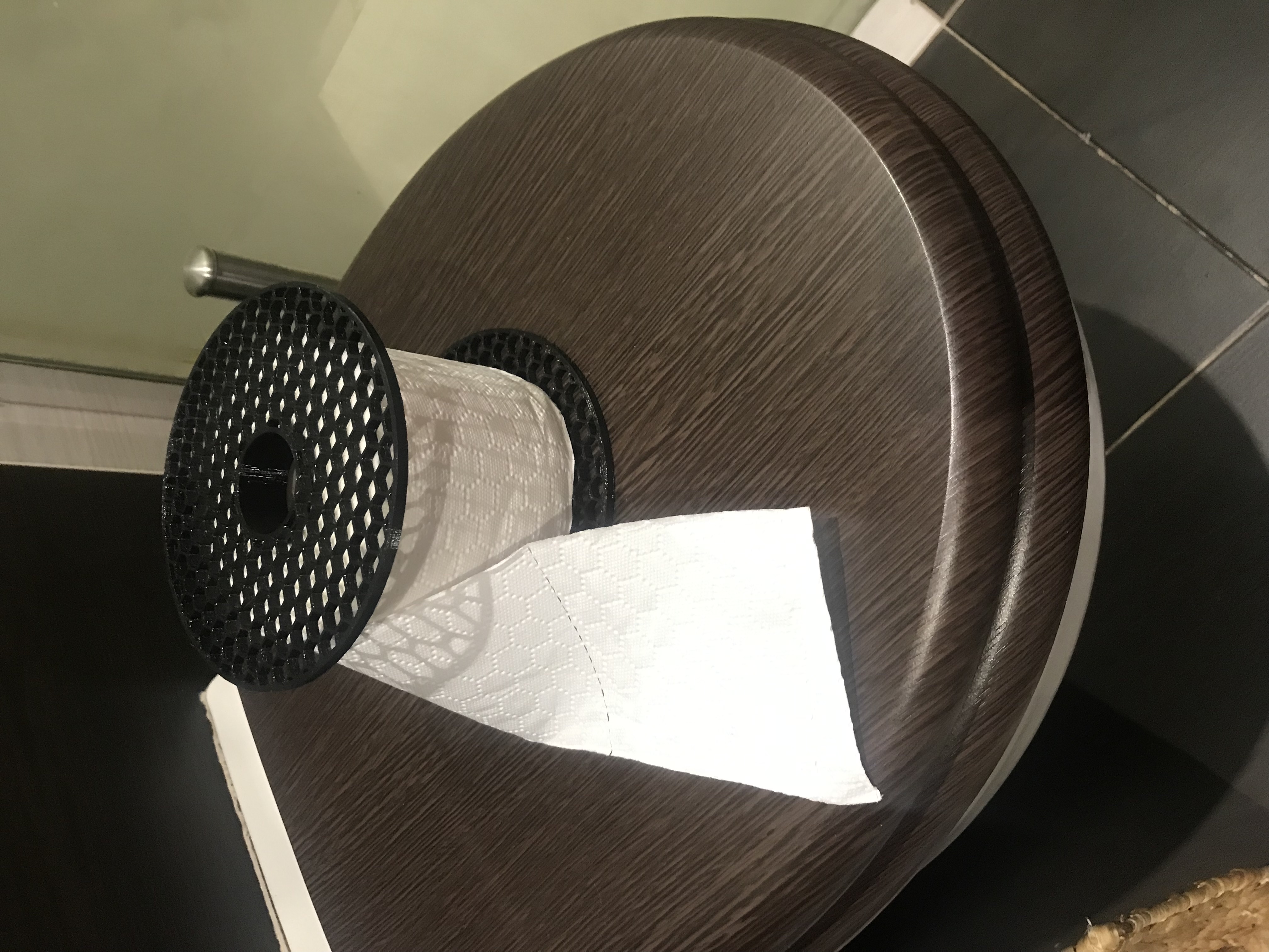 Trục Giữ Cuộn Giấy Vệ Sinh