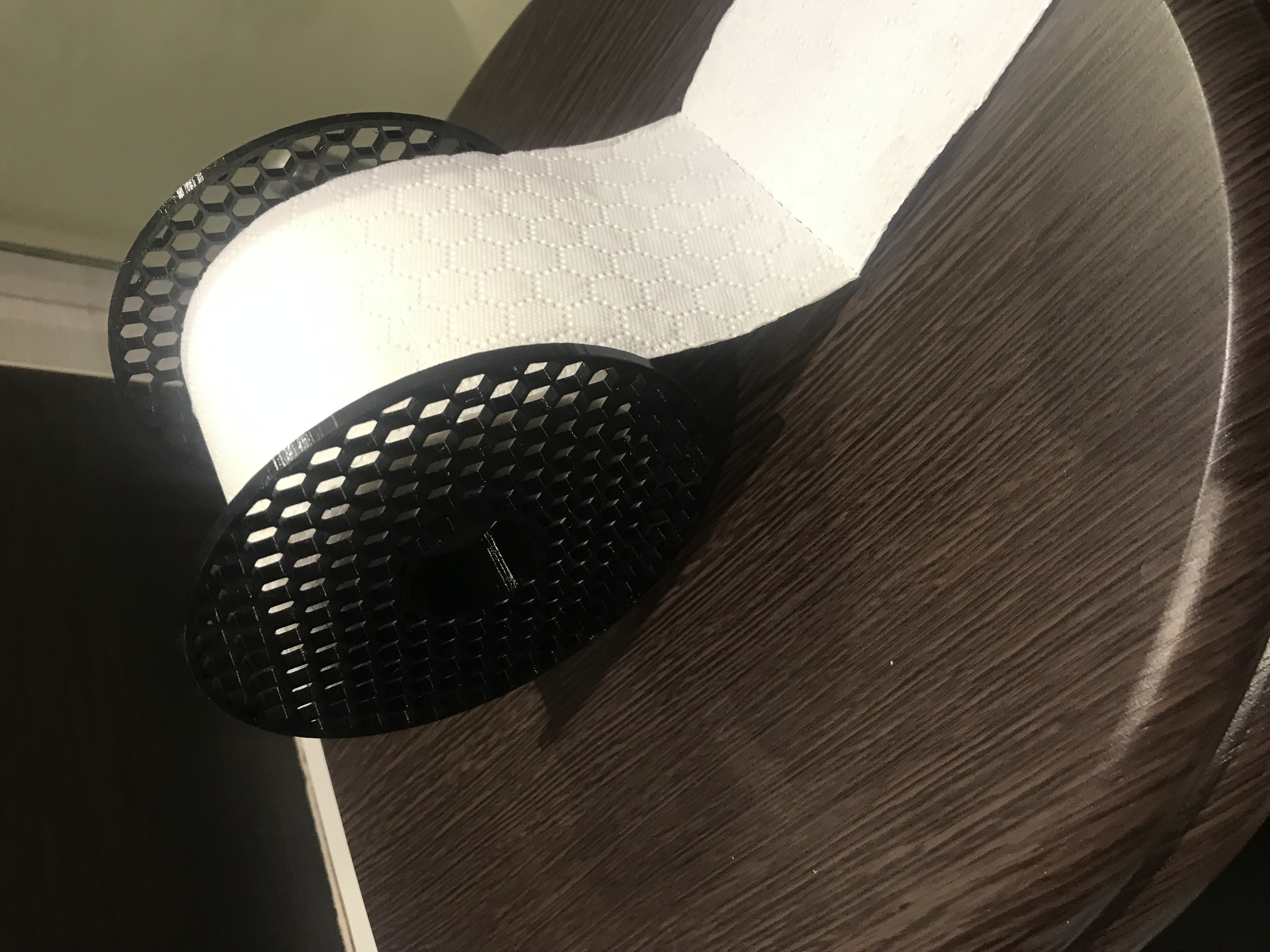 Trục Giữ Cuộn Giấy Vệ Sinh