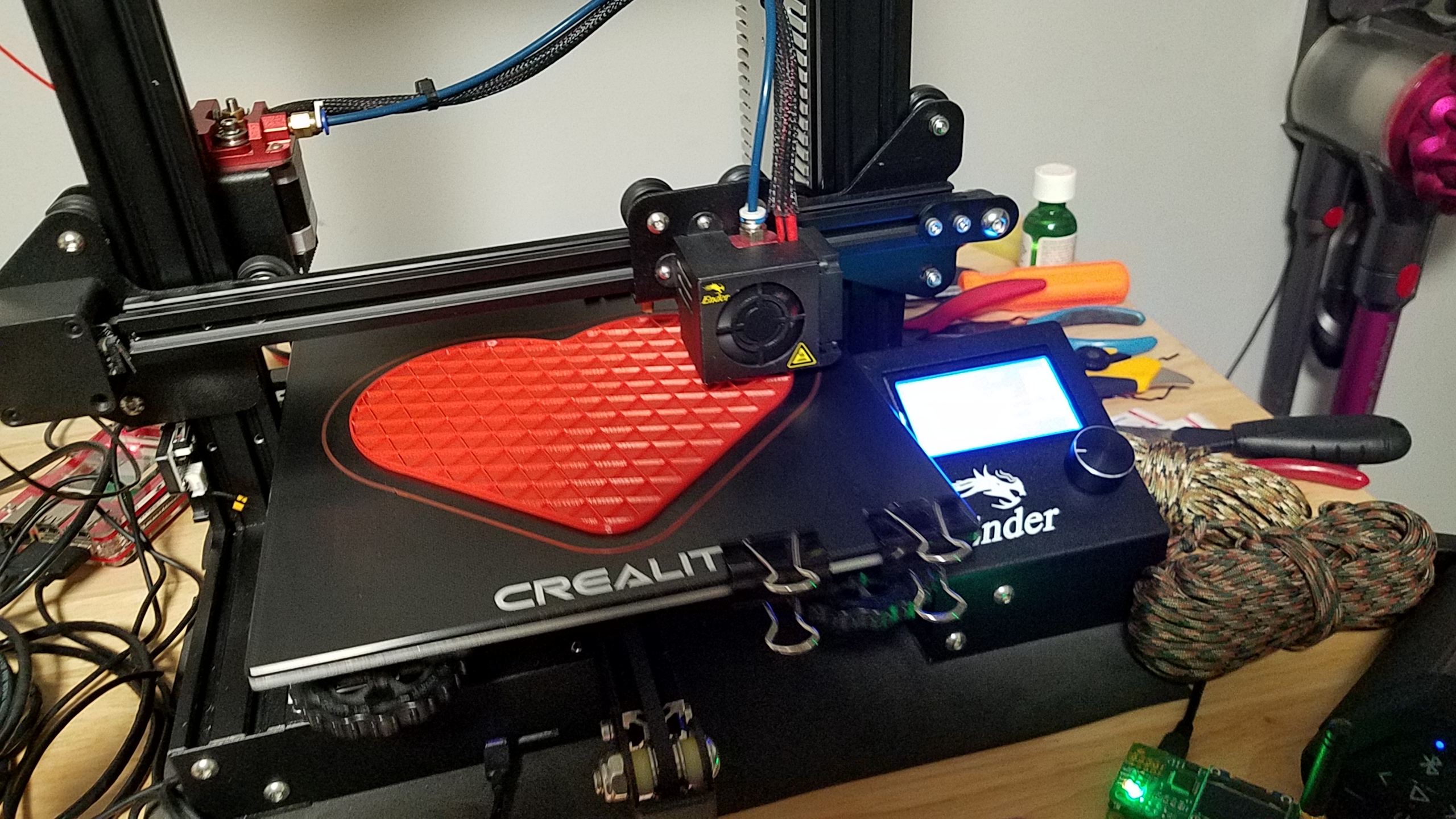 Thương FANG Lắm! Đế Giữ Radio UV-5R Pin Mở Rộng Hình Trái Tim Mk II