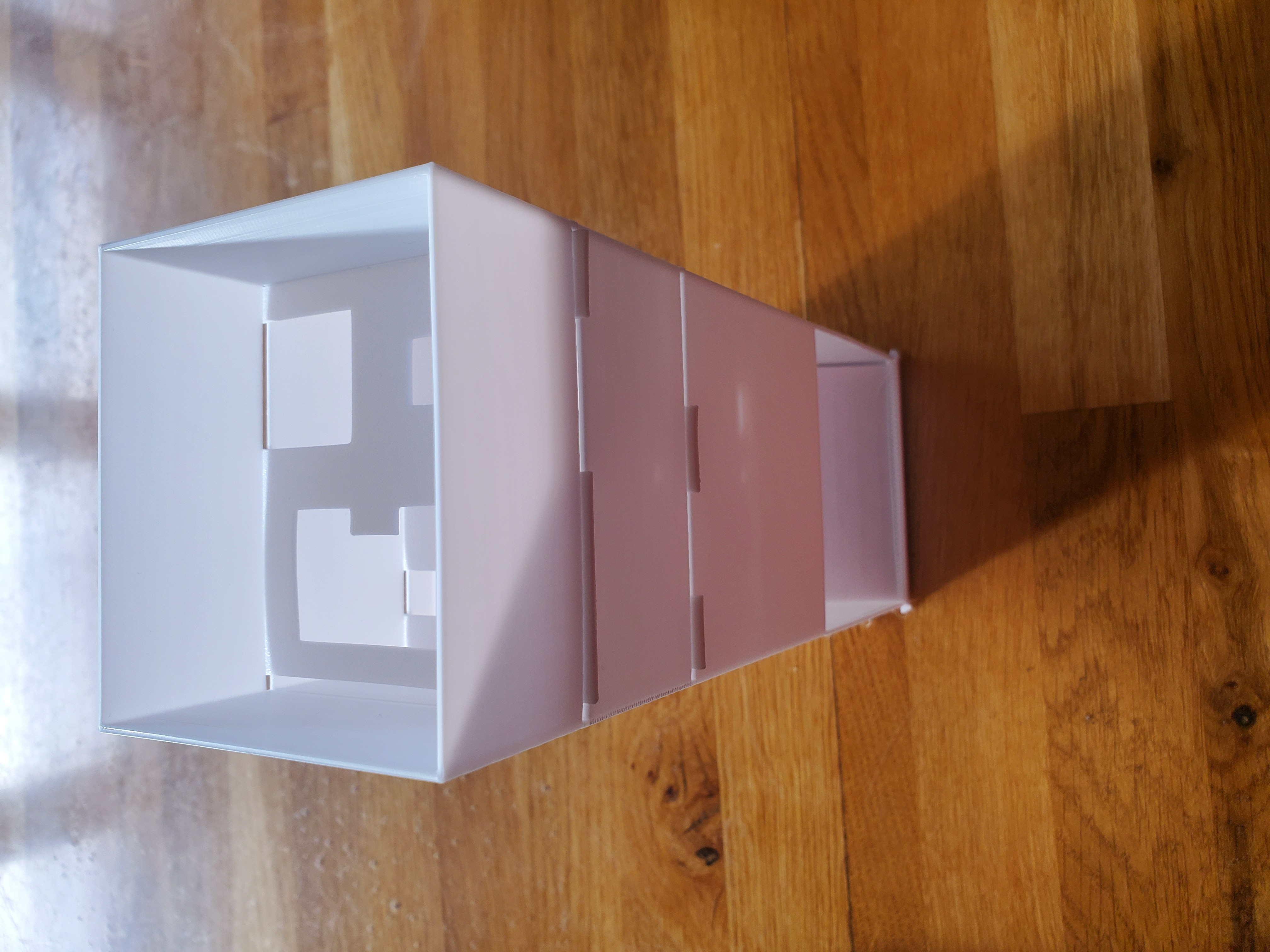 Tháp khối lập phương đầu tiên in 3D