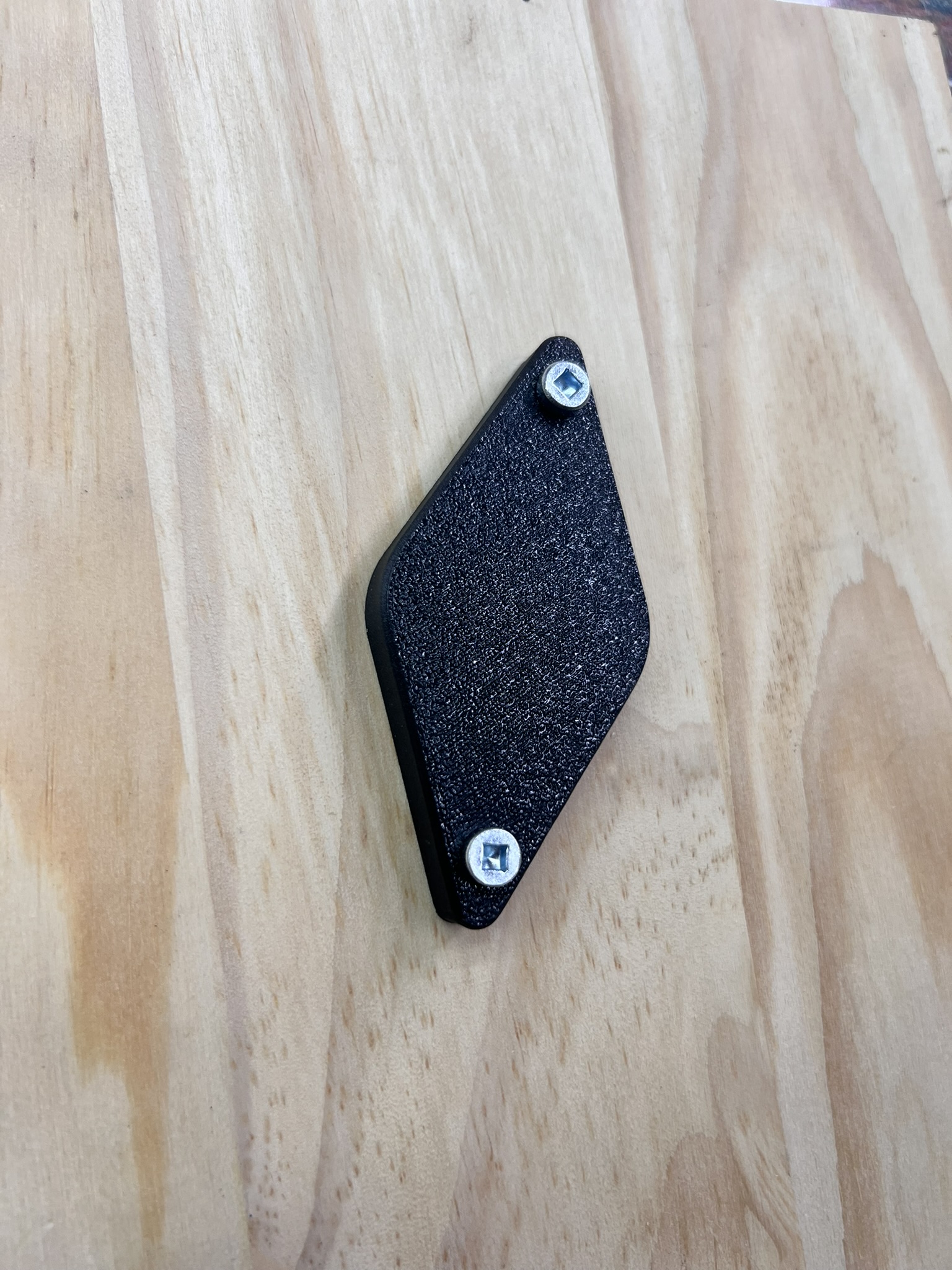 Giá đỡ Airtag Đơn Giản