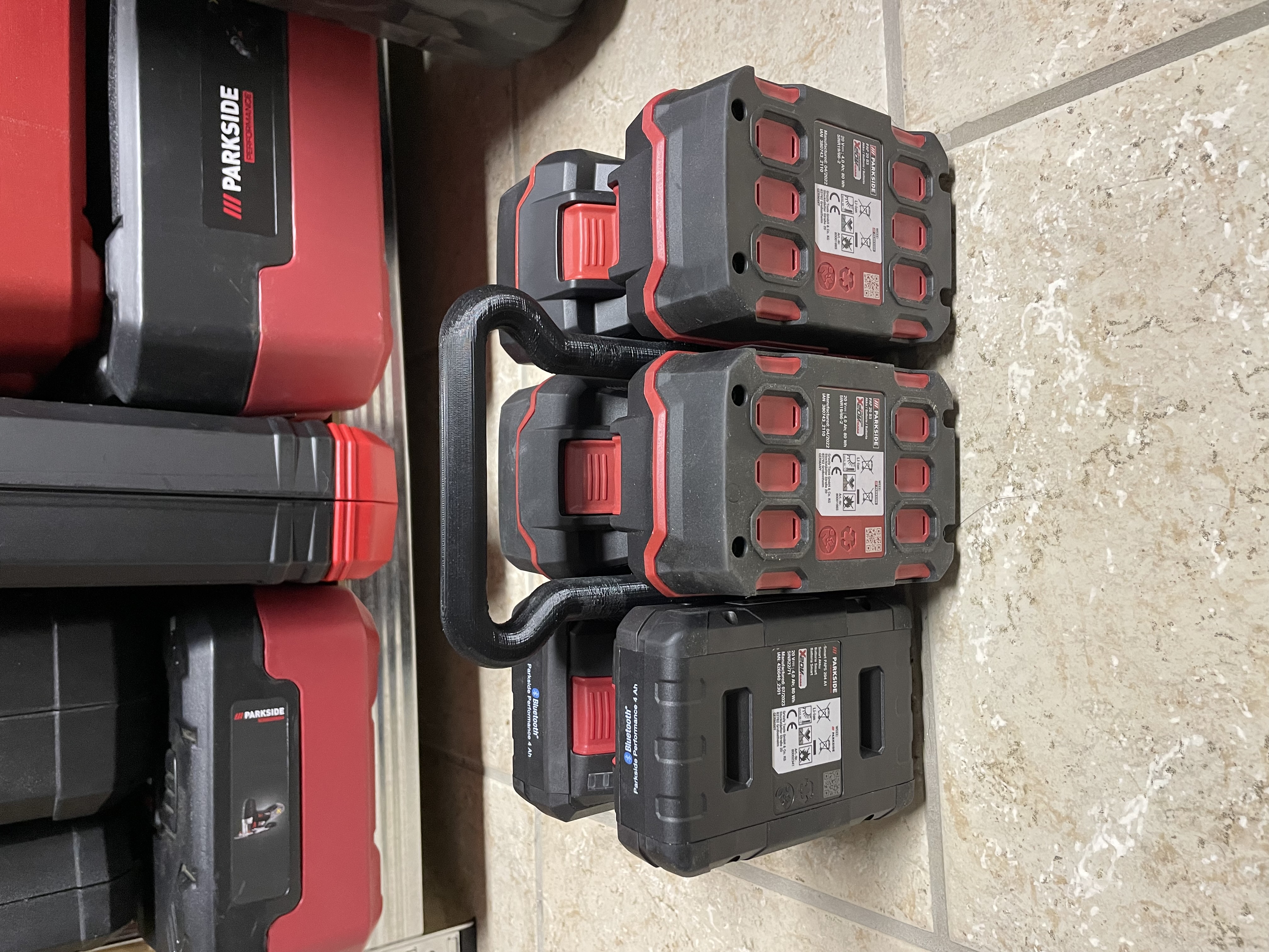 Giá Đỡ Pin / Hộp 6 Pin Parkside