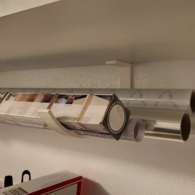 Móc treo đồ đa năng dưới gầm kệ