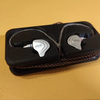 CCA C10 - Vỏ đựng tai nghe